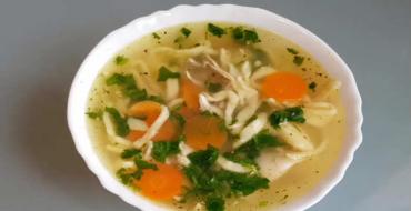 Как вкусно приготовить куриный суп с лапшой